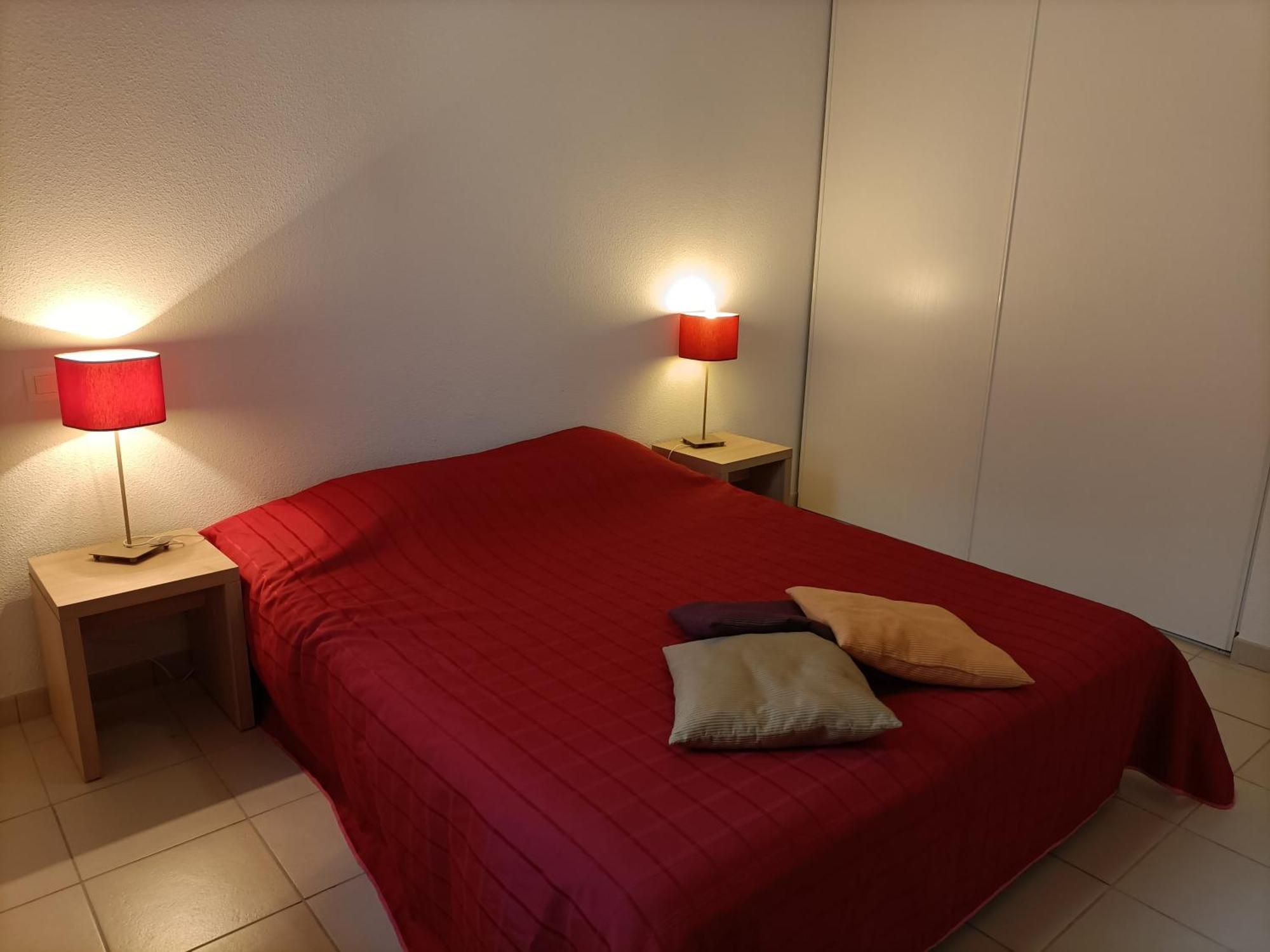Residence De La Source By Euclenima Salies-de-Bearn Room photo